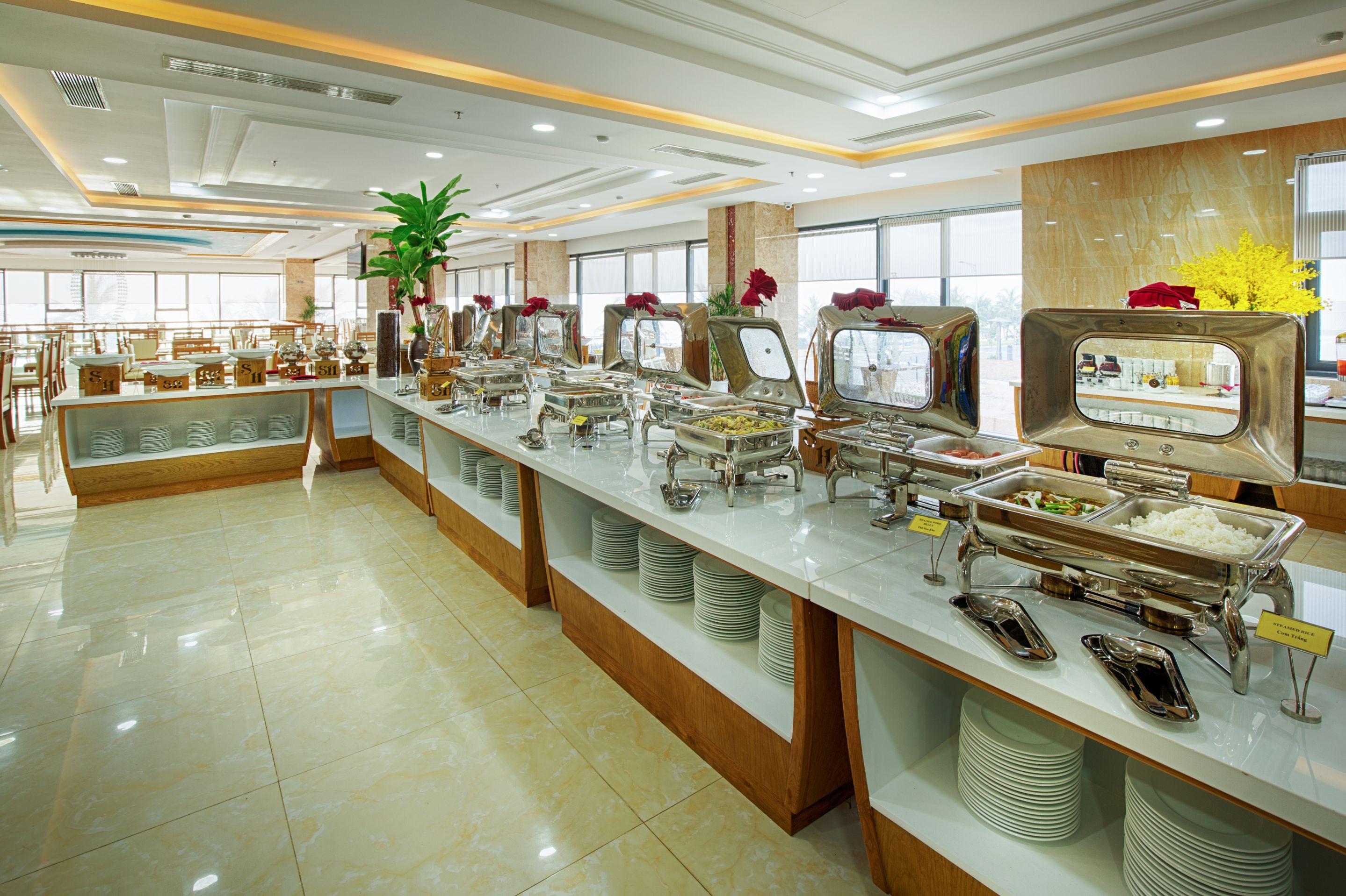 Serene Beach Hotel Danang Exterior photo